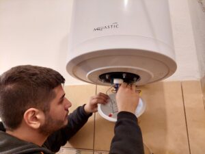 Hajdu Aquastic eco 80 villanybojler telepítés fürdőszobába