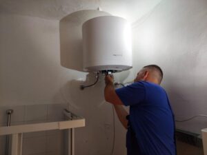 %0 literes vagy nagyobb bojler kell 2 fő részére