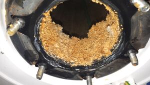 bojler tartály alján lerakódott vízkő